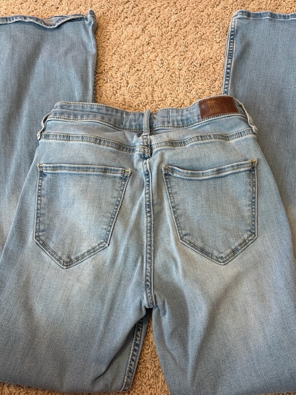 Hollister Light Wash Straight Leg Women's Jeans